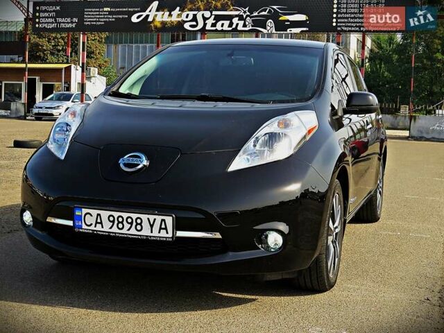 Черный Ниссан Лиф, объемом двигателя 0 л и пробегом 92 тыс. км за 9999 $, фото 1 на Automoto.ua