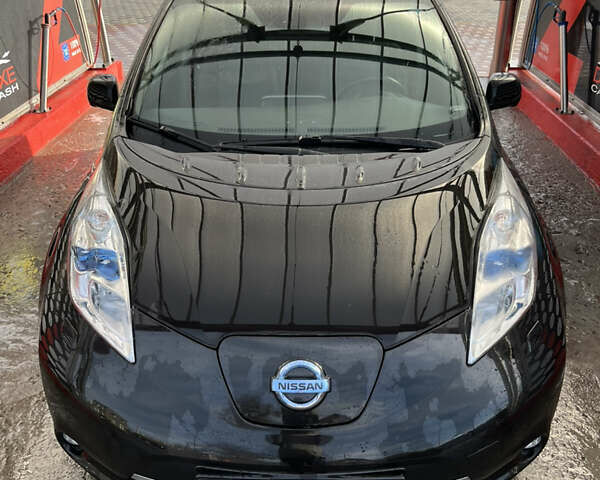 Черный Ниссан Лиф, объемом двигателя 0 л и пробегом 83 тыс. км за 8450 $, фото 1 на Automoto.ua