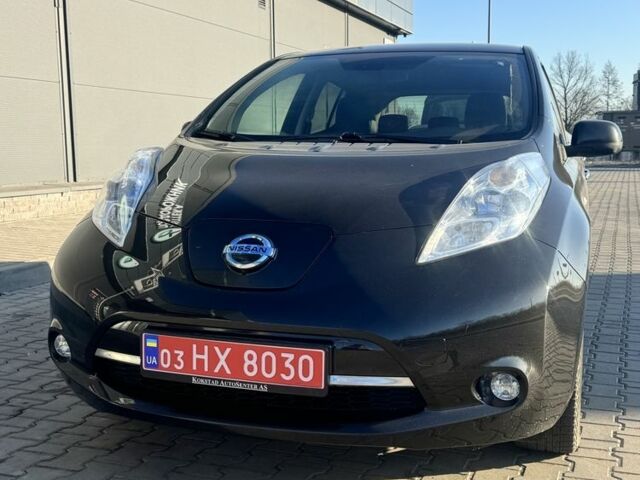 Чорний Ніссан Ліф, об'ємом двигуна 0 л та пробігом 148 тис. км за 7500 $, фото 1 на Automoto.ua