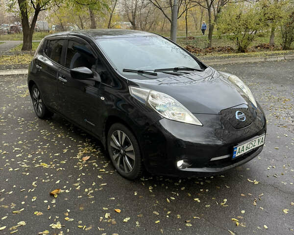 Черный Ниссан Лиф, объемом двигателя 0 л и пробегом 134 тыс. км за 7400 $, фото 1 на Automoto.ua