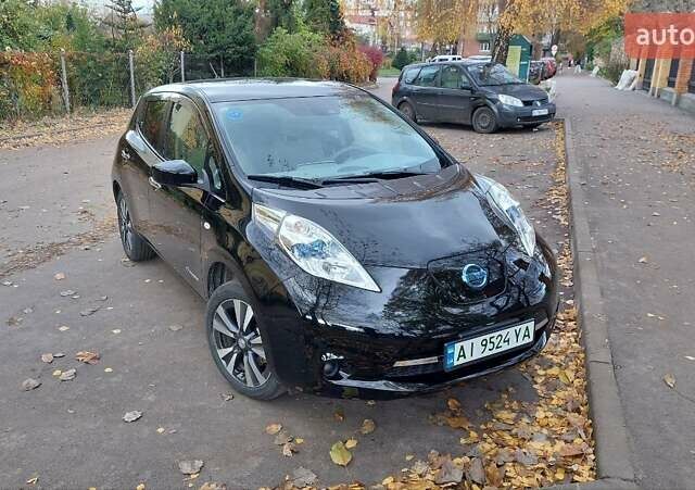 Черный Ниссан Лиф, объемом двигателя 0 л и пробегом 104 тыс. км за 7700 $, фото 1 на Automoto.ua
