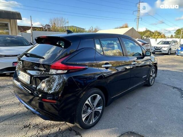 Черный Ниссан Лиф, объемом двигателя 0 л и пробегом 55 тыс. км за 12999 $, фото 1 на Automoto.ua