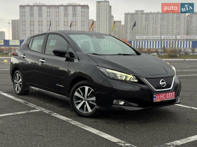 Черный Ниссан Лиф, объемом двигателя 0 л и пробегом 118 тыс. км за 12900 $, фото 1 на Automoto.ua