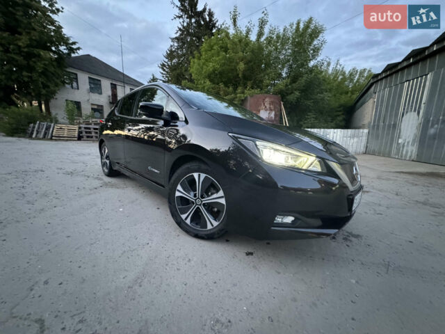Чорний Ніссан Ліф, об'ємом двигуна 0 л та пробігом 144 тис. км за 12800 $, фото 1 на Automoto.ua