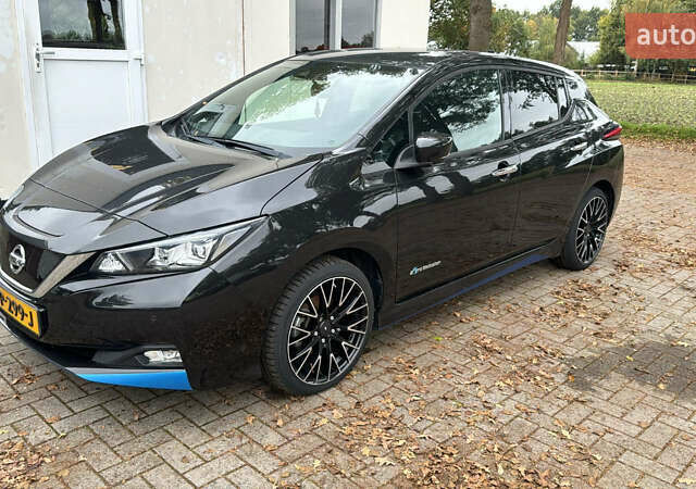 Чорний Ніссан Ліф, об'ємом двигуна 0 л та пробігом 108 тис. км за 12499 $, фото 1 на Automoto.ua