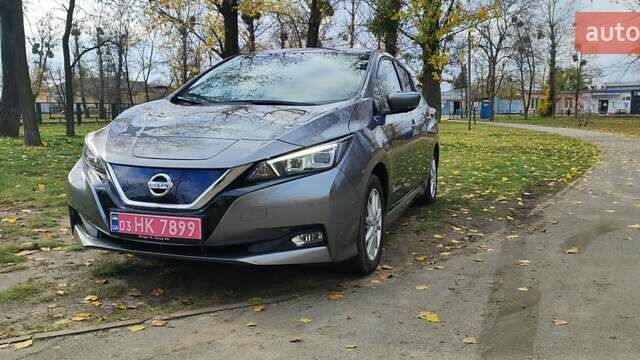 Чорний Ніссан Ліф, об'ємом двигуна 0 л та пробігом 103 тис. км за 13200 $, фото 1 на Automoto.ua