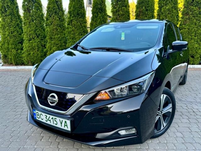 Черный Ниссан Лиф, объемом двигателя 0 л и пробегом 133 тыс. км за 11300 $, фото 1 на Automoto.ua