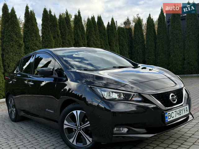 Черный Ниссан Лиф, объемом двигателя 0 л и пробегом 145 тыс. км за 11999 $, фото 1 на Automoto.ua