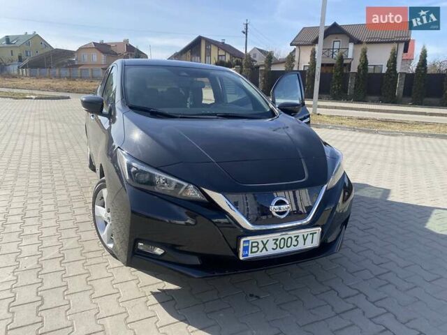 Черный Ниссан Лиф, объемом двигателя 0 л и пробегом 133 тыс. км за 13500 $, фото 1 на Automoto.ua