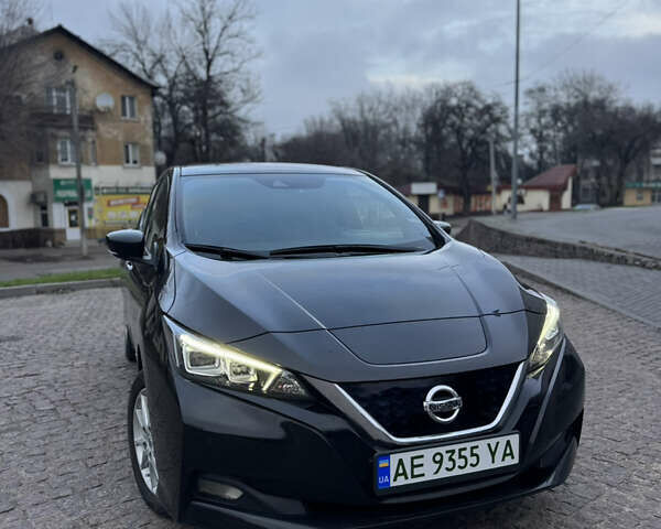 Чорний Ніссан Ліф, об'ємом двигуна 0 л та пробігом 164 тис. км за 11600 $, фото 1 на Automoto.ua