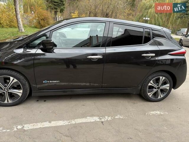 Чорний Ніссан Ліф, об'ємом двигуна 0 л та пробігом 148 тис. км за 12600 $, фото 1 на Automoto.ua