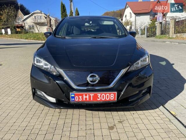 Черный Ниссан Лиф, объемом двигателя 0 л и пробегом 114 тыс. км за 12800 $, фото 1 на Automoto.ua