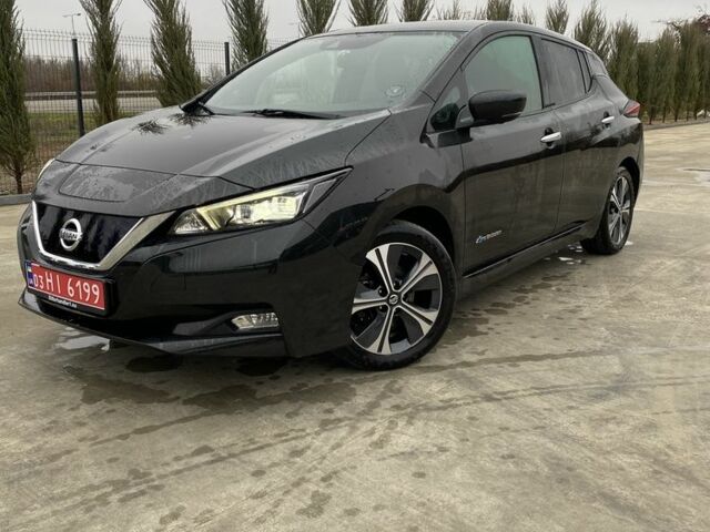 Черный Ниссан Лиф, объемом двигателя 0 л и пробегом 112 тыс. км за 11750 $, фото 1 на Automoto.ua