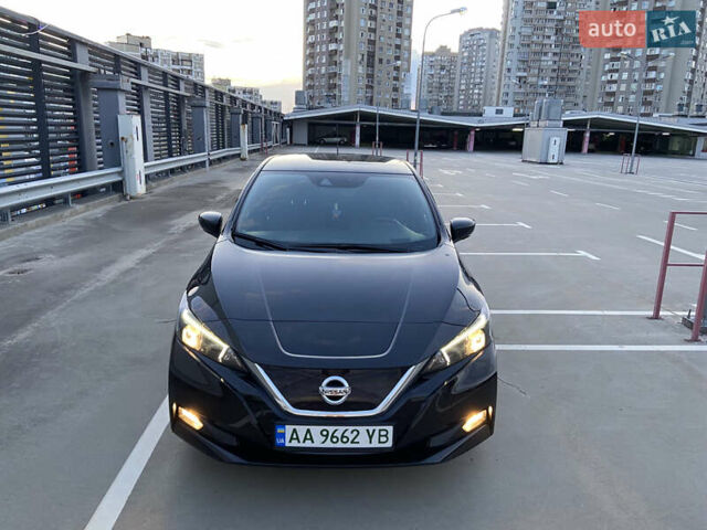 Чорний Ніссан Ліф, об'ємом двигуна 0 л та пробігом 55 тис. км за 15000 $, фото 1 на Automoto.ua
