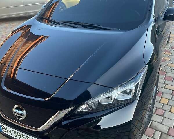 Чорний Ніссан Ліф, об'ємом двигуна 0 л та пробігом 52 тис. км за 12200 $, фото 1 на Automoto.ua
