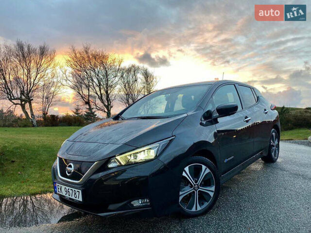 Черный Ниссан Лиф, объемом двигателя 0 л и пробегом 111 тыс. км за 12300 $, фото 1 на Automoto.ua