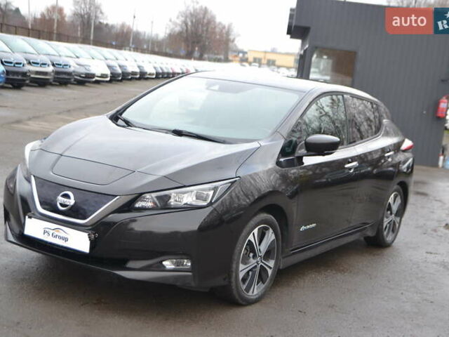 Черный Ниссан Лиф, объемом двигателя 0 л и пробегом 100 тыс. км за 11999 $, фото 1 на Automoto.ua