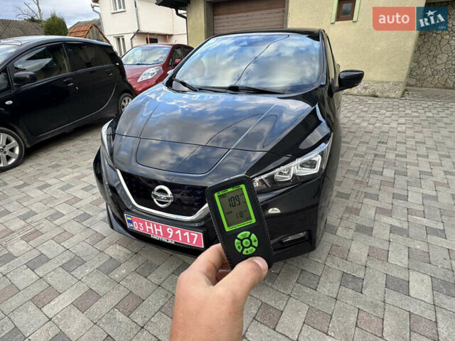 Черный Ниссан Лиф, объемом двигателя 0 л и пробегом 154 тыс. км за 13200 $, фото 1 на Automoto.ua