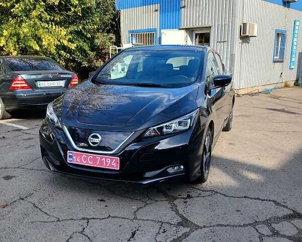 Чорний Ніссан Ліф, об'ємом двигуна 0 л та пробігом 94 тис. км за 13300 $, фото 1 на Automoto.ua