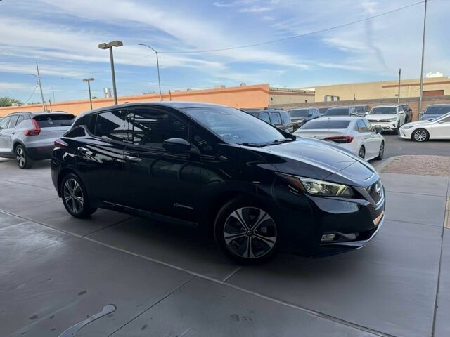 Черный Ниссан Лиф, объемом двигателя 0 л и пробегом 47 тыс. км за 11200 $, фото 1 на Automoto.ua