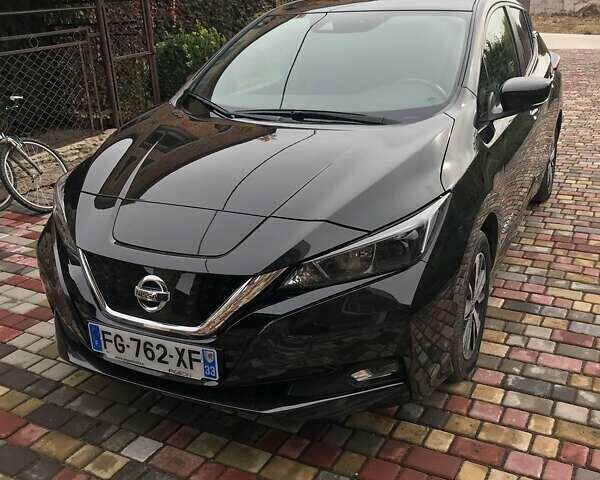 Черный Ниссан Лиф, объемом двигателя 0 л и пробегом 90 тыс. км за 20500 $, фото 1 на Automoto.ua