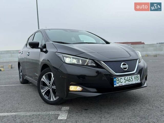 Черный Ниссан Лиф, объемом двигателя 0 л и пробегом 92 тыс. км за 13100 $, фото 1 на Automoto.ua