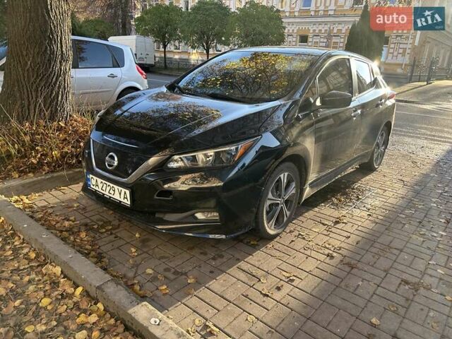 Черный Ниссан Лиф, объемом двигателя 0 л и пробегом 93 тыс. км за 14900 $, фото 1 на Automoto.ua