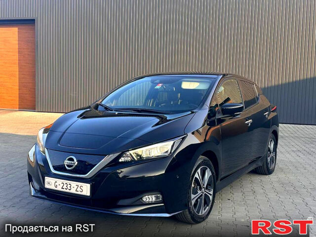 Чорний Ніссан Ліф, об'ємом двигуна 0.11 л та пробігом 98 тис. км за 15450 $, фото 1 на Automoto.ua