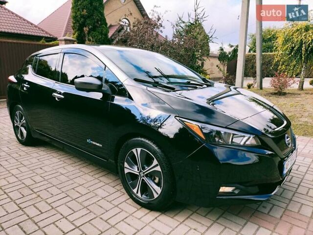 Черный Ниссан Лиф, объемом двигателя 0 л и пробегом 78 тыс. км за 14500 $, фото 1 на Automoto.ua