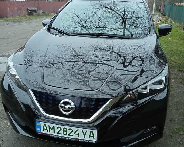 Чорний Ніссан Ліф, об'ємом двигуна 0 л та пробігом 97 тис. км за 13700 $, фото 1 на Automoto.ua