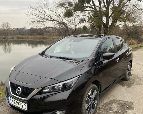 Черный Ниссан Лиф, объемом двигателя 0 л и пробегом 108 тыс. км за 19500 $, фото 1 на Automoto.ua