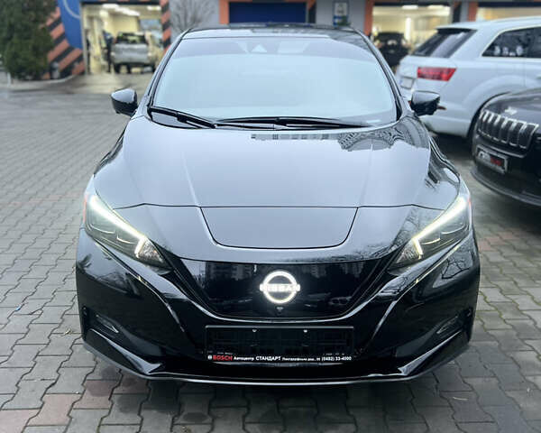 Чорний Ніссан Ліф, об'ємом двигуна 0 л та пробігом 3 тис. км за 23300 $, фото 1 на Automoto.ua