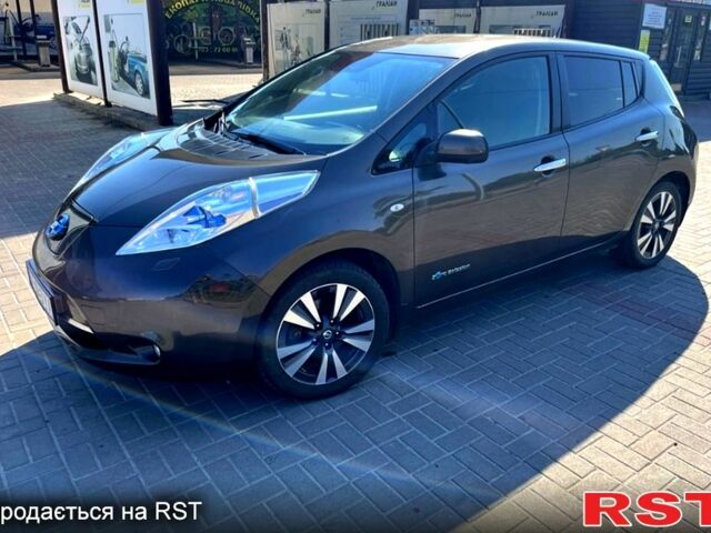 Коричневый Ниссан Лиф, объемом двигателя 0.13 л и пробегом 160 тыс. км за 7250 $, фото 1 на Automoto.ua