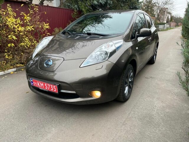 Коричневый Ниссан Лиф, объемом двигателя 0 л и пробегом 110 тыс. км за 8300 $, фото 1 на Automoto.ua