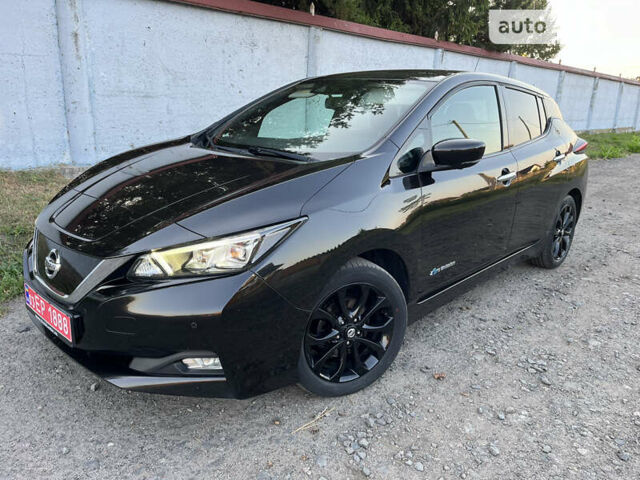 Коричневый Ниссан Лиф, объемом двигателя 0 л и пробегом 170 тыс. км за 10500 $, фото 1 на Automoto.ua