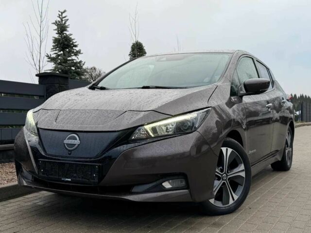 Коричневый Ниссан Лиф, объемом двигателя 0 л и пробегом 64 тыс. км за 8500 $, фото 1 на Automoto.ua