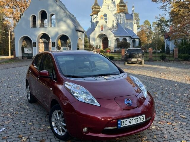 Червоний Ніссан Ліф, об'ємом двигуна 0 л та пробігом 170 тис. км за 4700 $, фото 1 на Automoto.ua