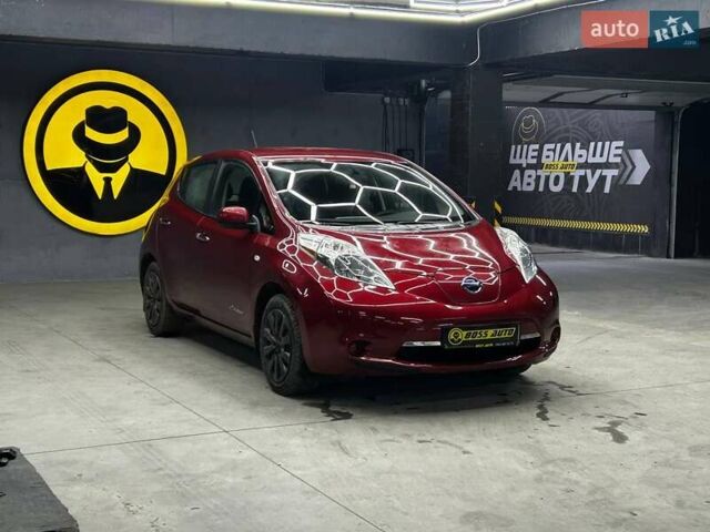 Червоний Ніссан Ліф, об'ємом двигуна 0 л та пробігом 111 тис. км за 6900 $, фото 1 на Automoto.ua
