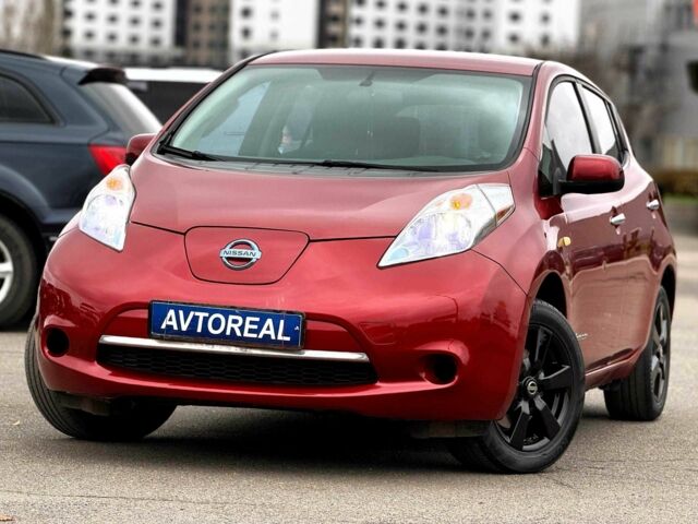 Красный Ниссан Лиф, объемом двигателя 1.6 л и пробегом 155 тыс. км за 7800 $, фото 1 на Automoto.ua