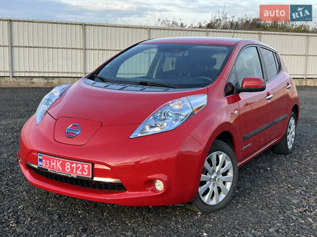 Красный Ниссан Лиф, объемом двигателя 0 л и пробегом 180 тыс. км за 6800 $, фото 1 на Automoto.ua