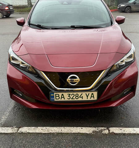 Червоний Ніссан Ліф, об'ємом двигуна 0 л та пробігом 74 тис. км за 14500 $, фото 1 на Automoto.ua