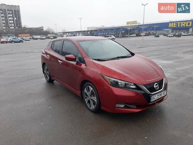 Червоний Ніссан Ліф, об'ємом двигуна 0 л та пробігом 161 тис. км за 10000 $, фото 1 на Automoto.ua