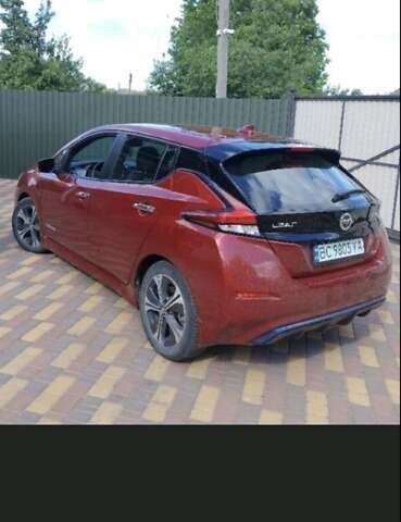 Червоний Ніссан Ліф, об'ємом двигуна 0 л та пробігом 72 тис. км за 11500 $, фото 1 на Automoto.ua