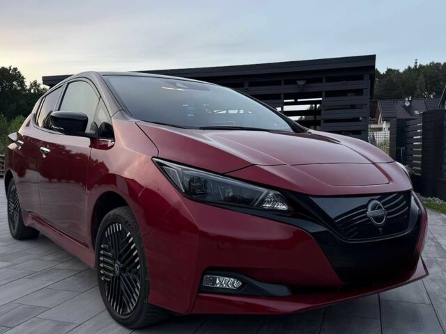 Червоний Ніссан Ліф, об'ємом двигуна 0 л та пробігом 14 тис. км за 11000 $, фото 1 на Automoto.ua