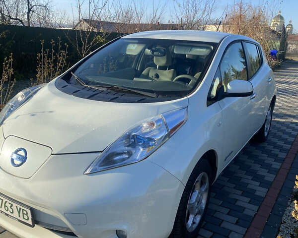 Ніссан Ліф, об'ємом двигуна 0 л та пробігом 110 тис. км за 5900 $, фото 1 на Automoto.ua