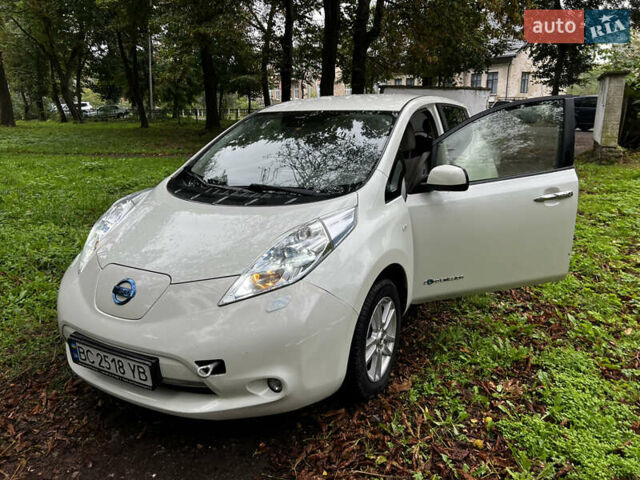 Ніссан Ліф, об'ємом двигуна 0 л та пробігом 150 тис. км за 4300 $, фото 1 на Automoto.ua