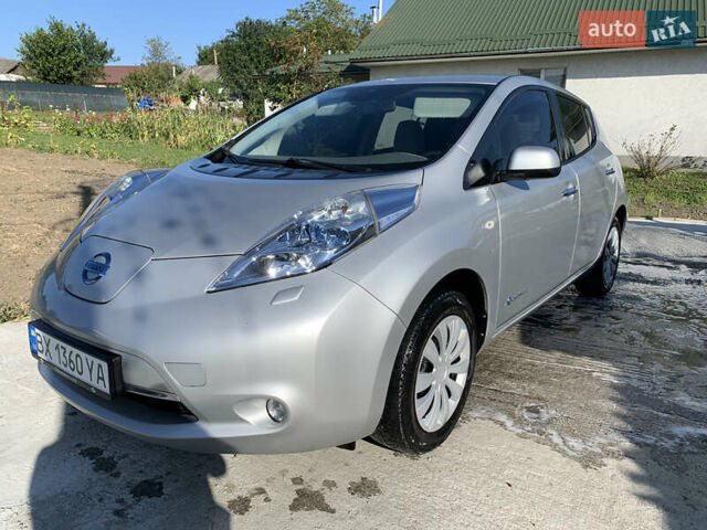 Ниссан Лиф, объемом двигателя 0 л и пробегом 220 тыс. км за 3500 $, фото 1 на Automoto.ua