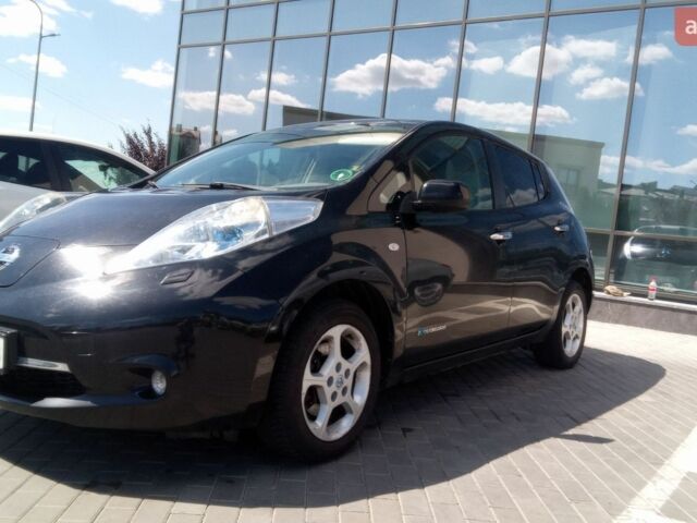 Ниссан Лиф, объемом двигателя 0 л и пробегом 164 тыс. км за 5500 $, фото 1 на Automoto.ua