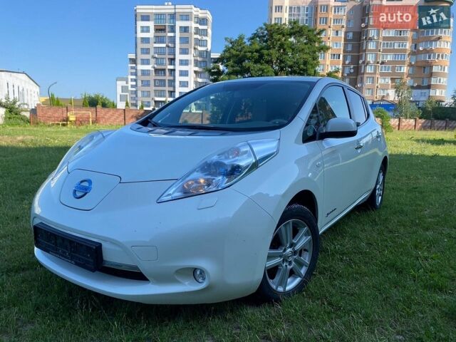 Ніссан Ліф, об'ємом двигуна 0 л та пробігом 124 тис. км за 4600 $, фото 1 на Automoto.ua