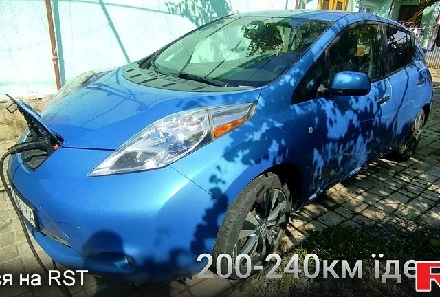 Ниссан Лиф, объемом двигателя 80 л и пробегом 395 тыс. км за 6500 $, фото 1 на Automoto.ua